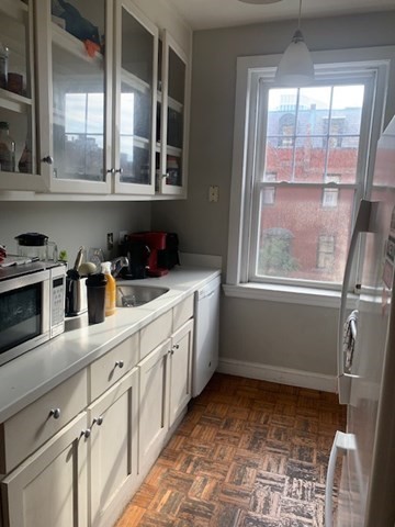 282 Newbury St # 9