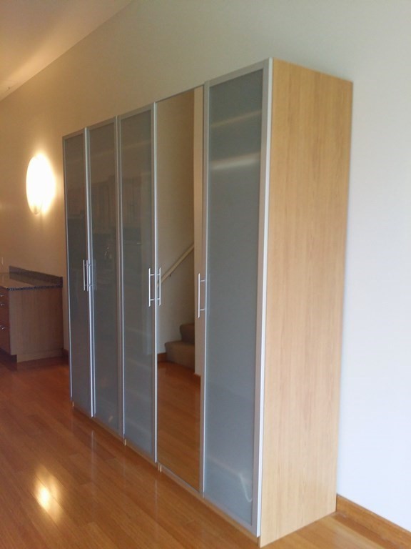 290 Pleasant St. # 318