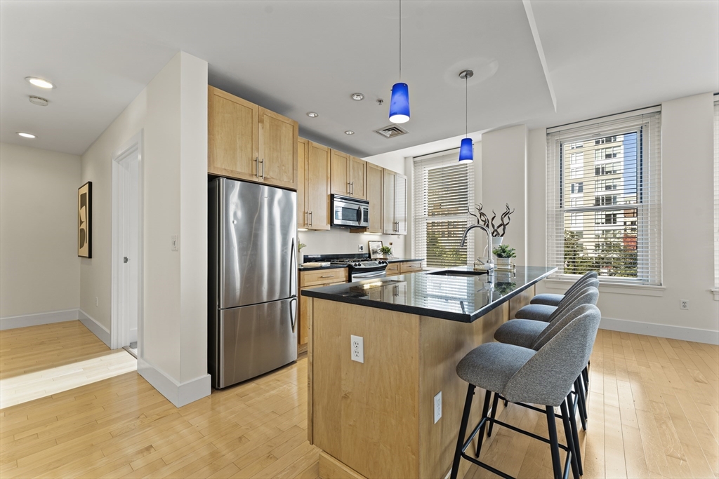 70 Lincoln Street # L312