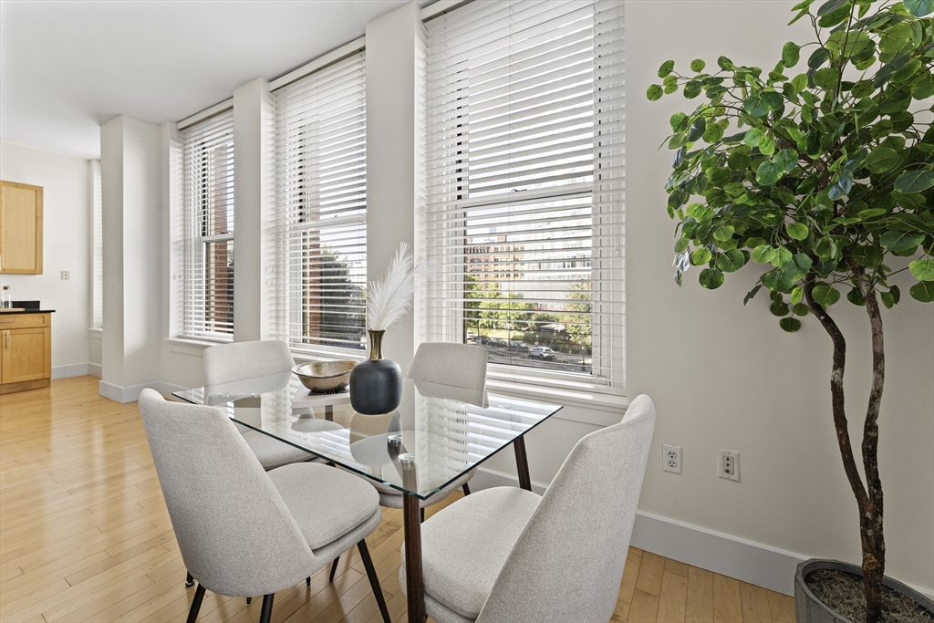 70 Lincoln Street # L312