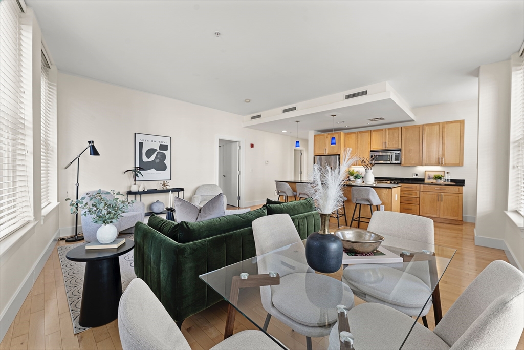 70 Lincoln Street # L312