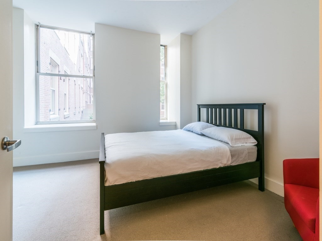 181 Essex # E205