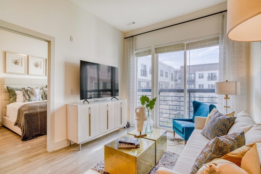 61 Locust St # 268
