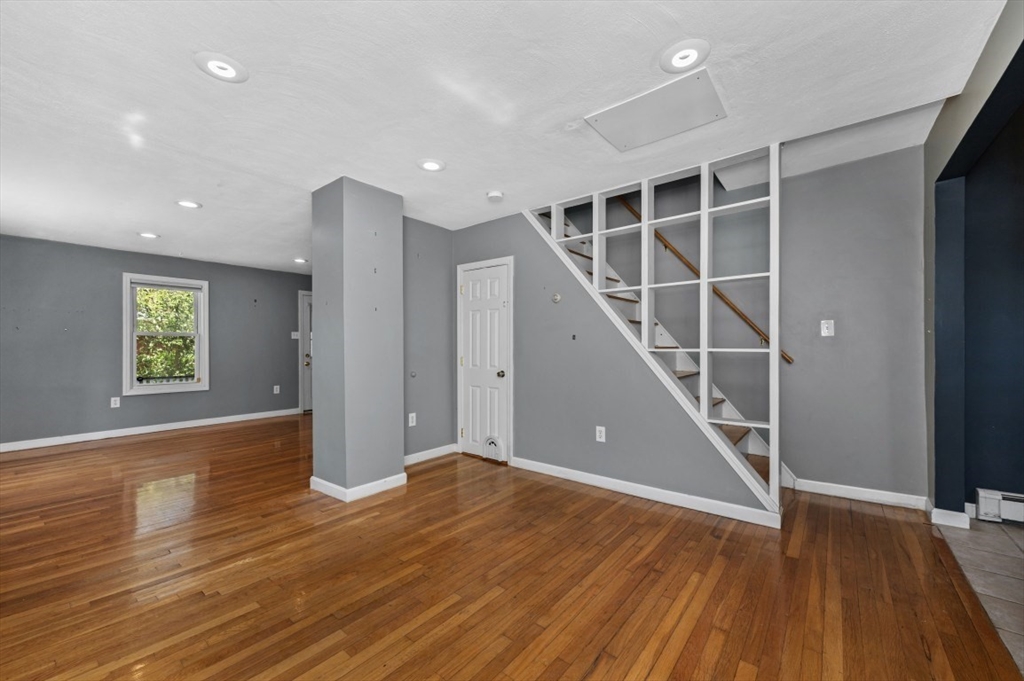 55 Cottage St # 1