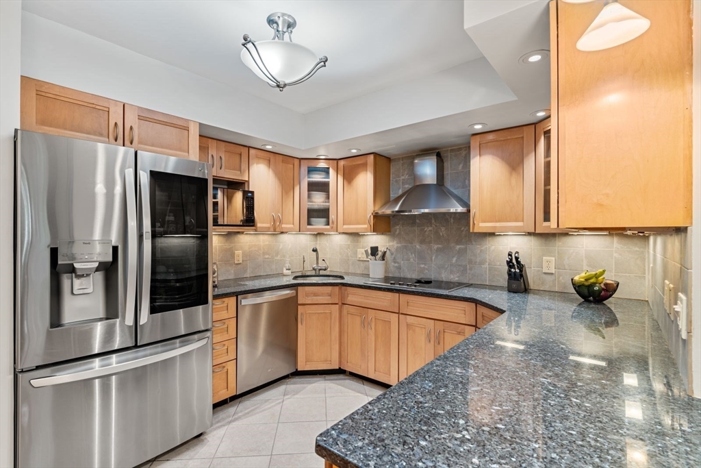 135 Franklin St # 101