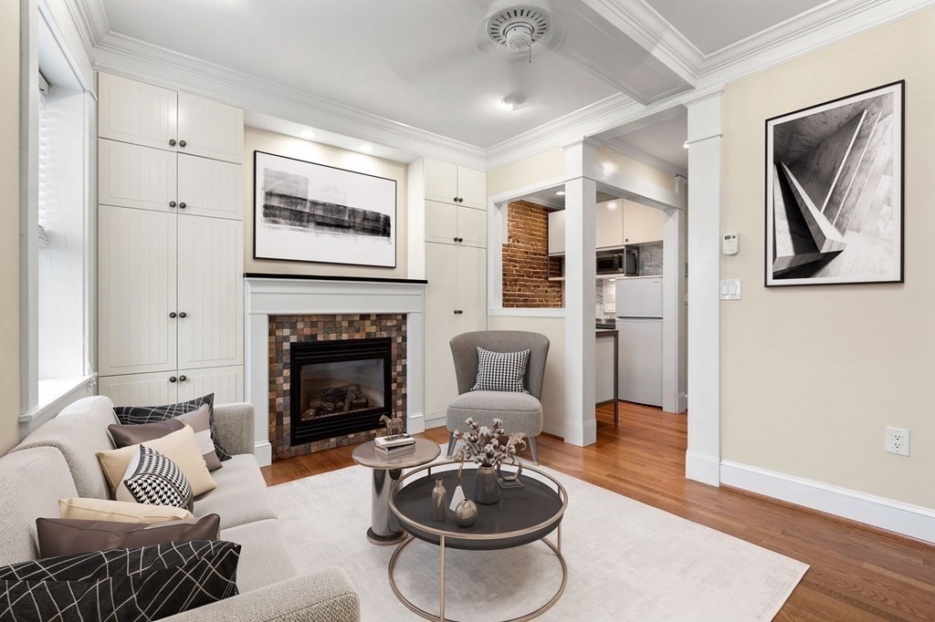 6 North Hudson Street # 2