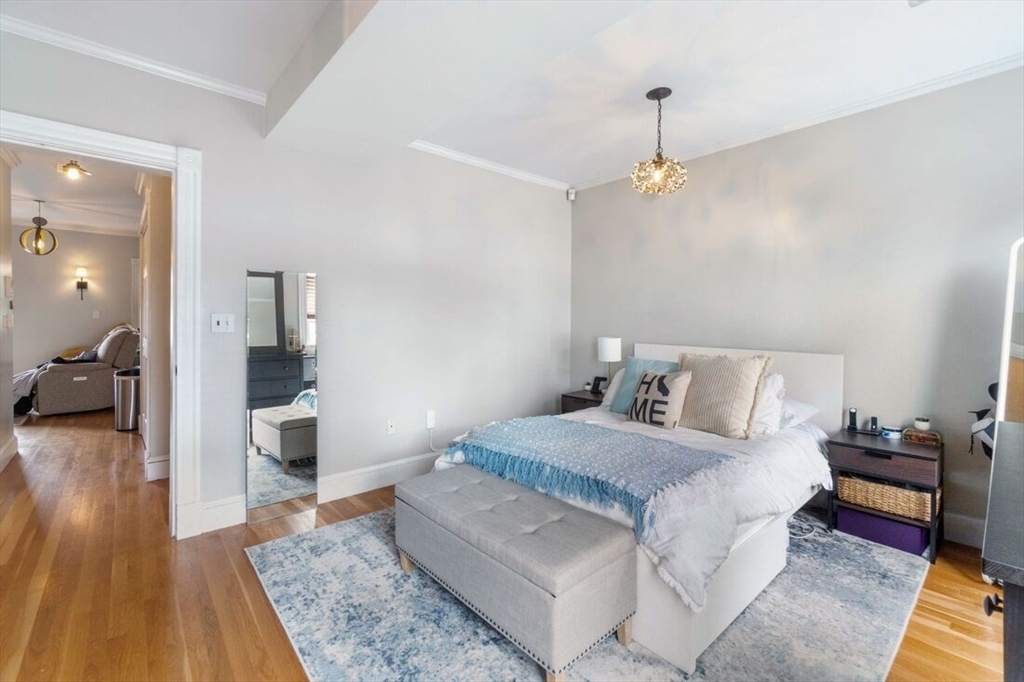 296 W 3rd # 2