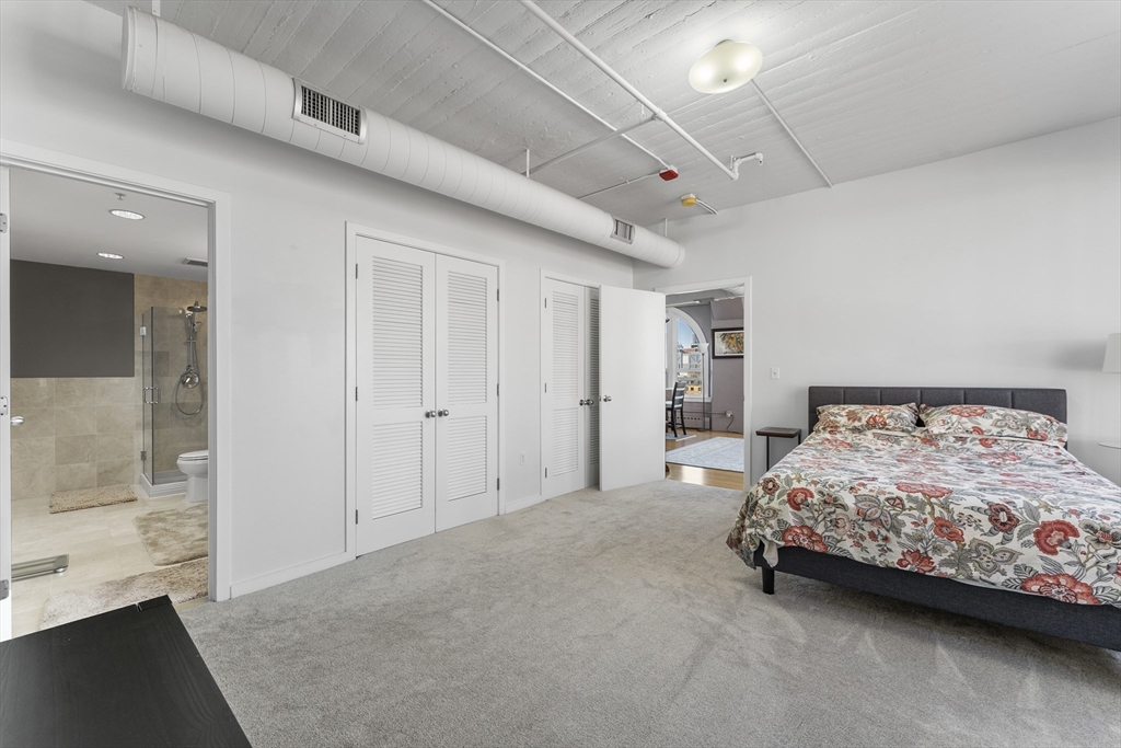 210 South # 1 Unit: 11-1