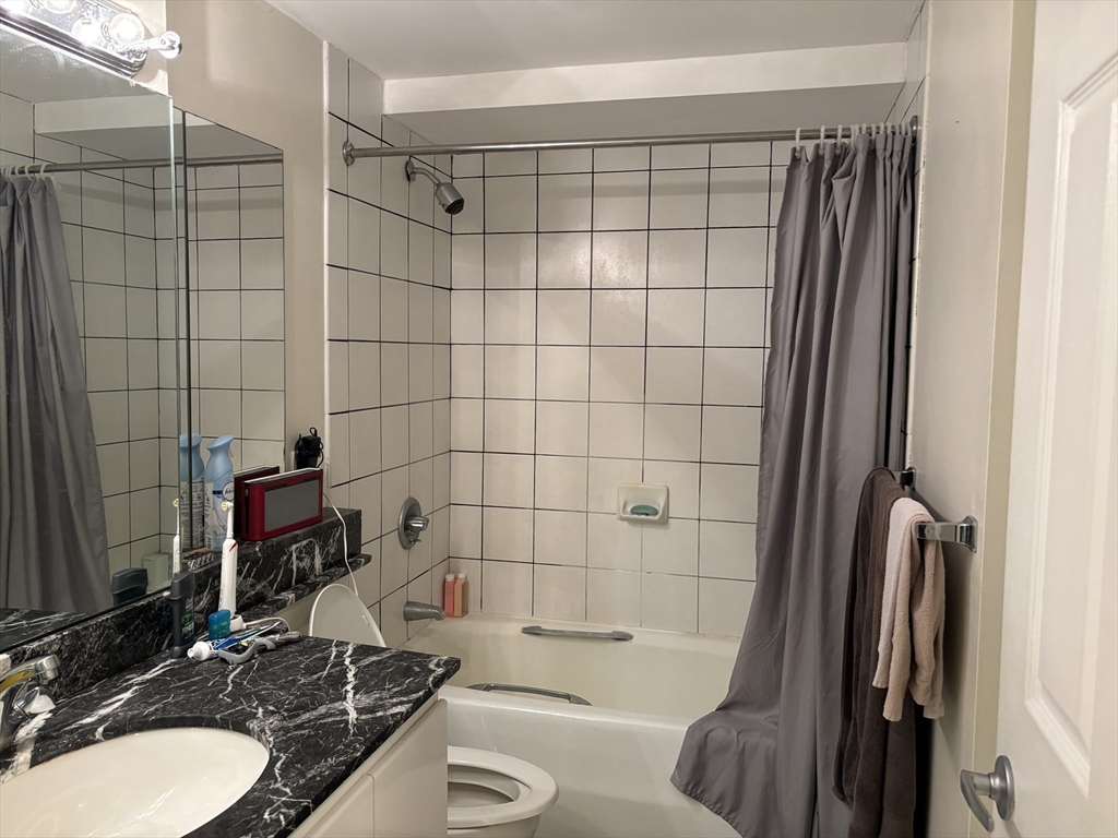 170 Tremont Street # 1006