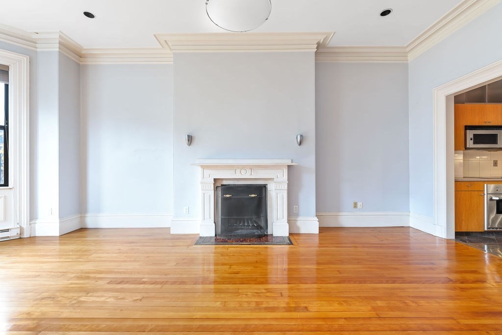 127 Marlborough # 3