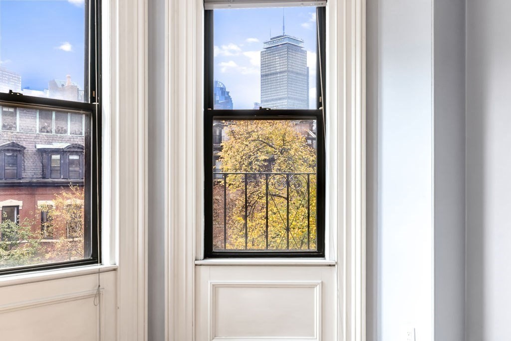 127 Marlborough # 3