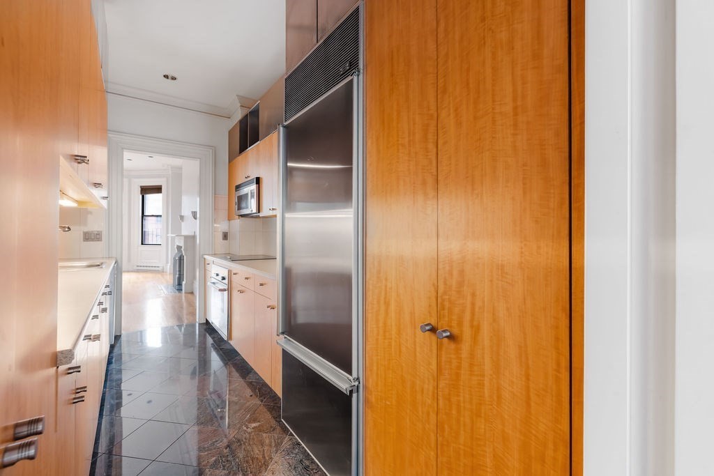 127 Marlborough # 3