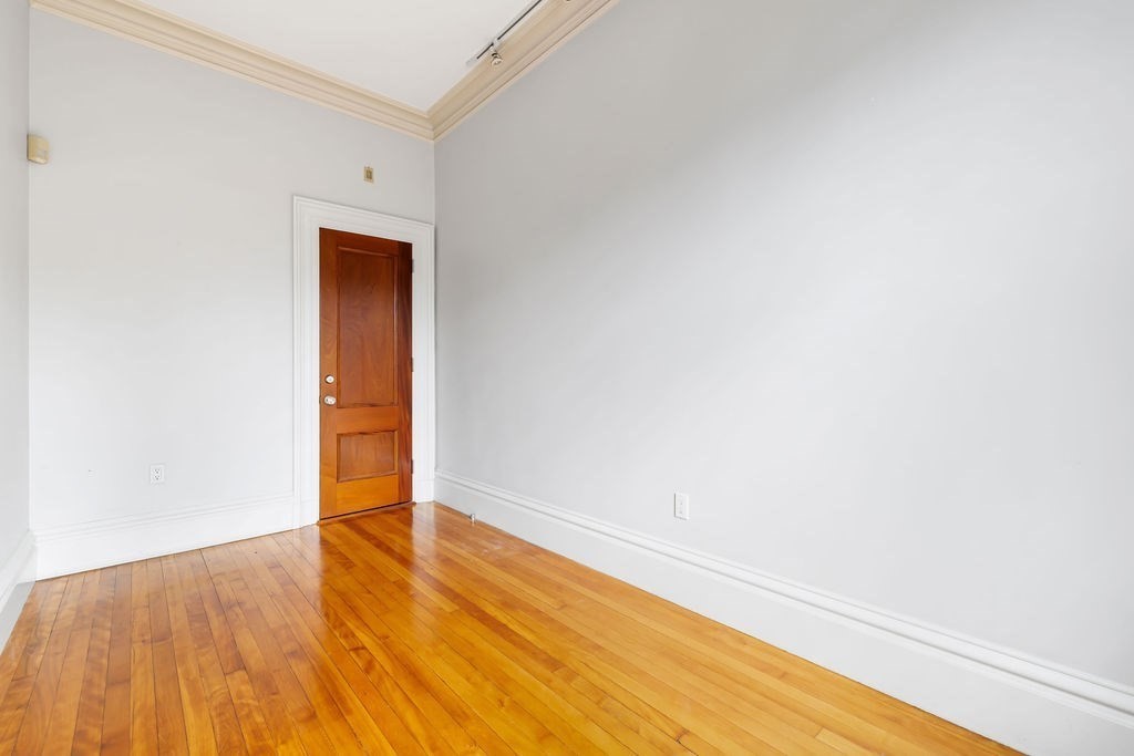 127 Marlborough # 3