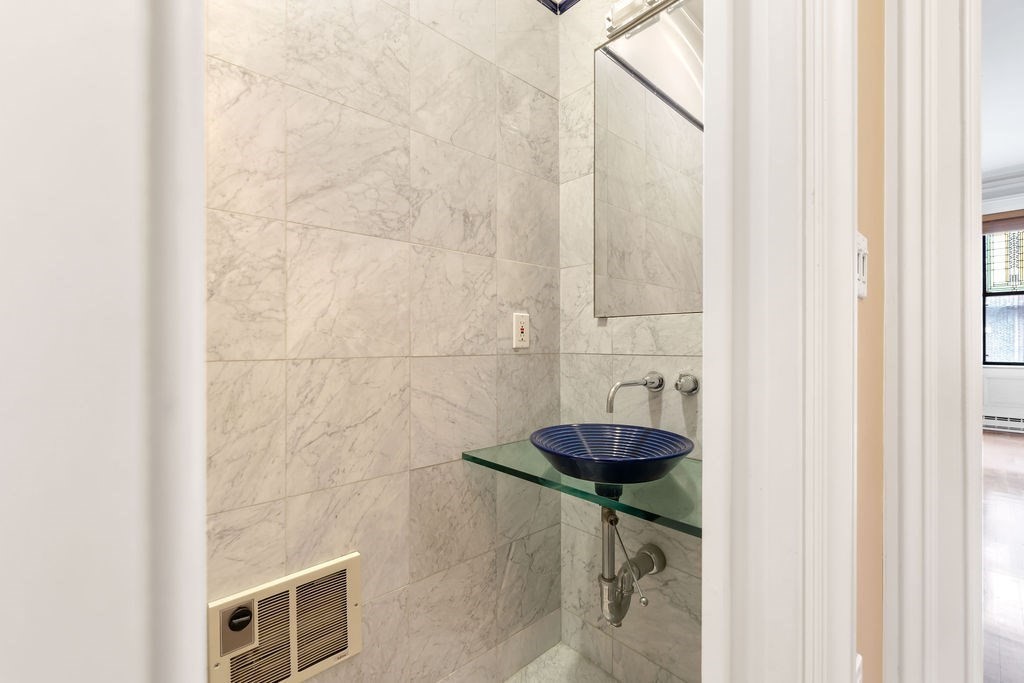 127 Marlborough # 3