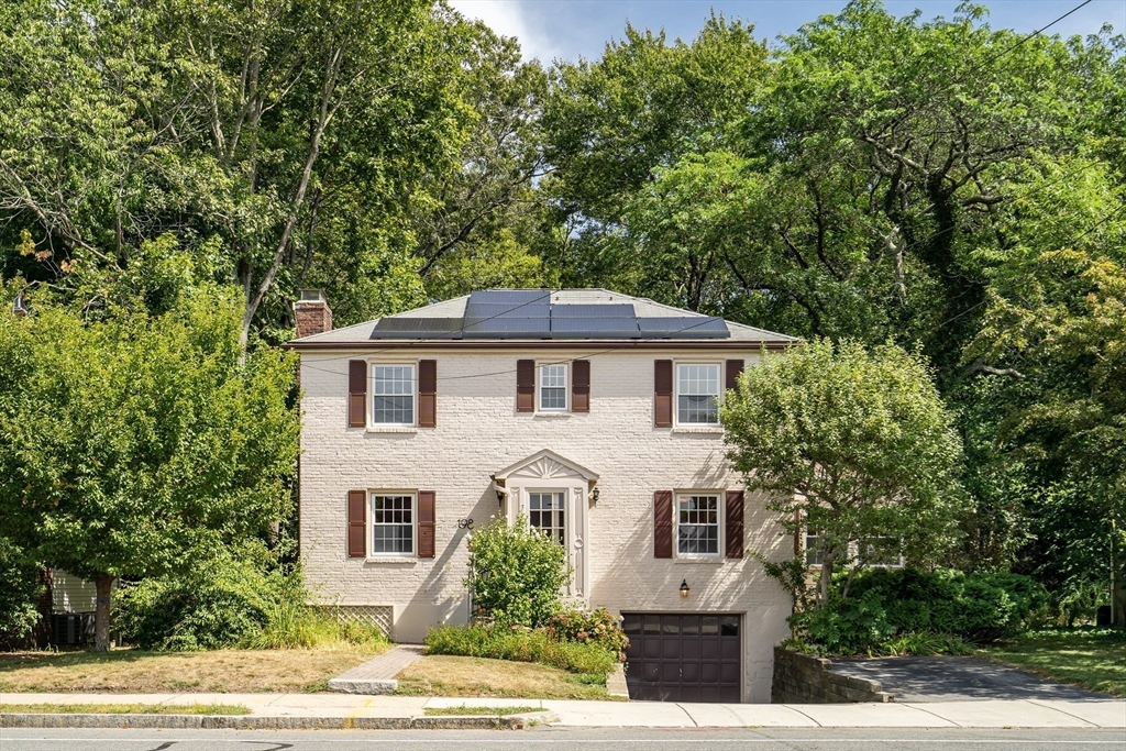 198 Dedham St, Newton