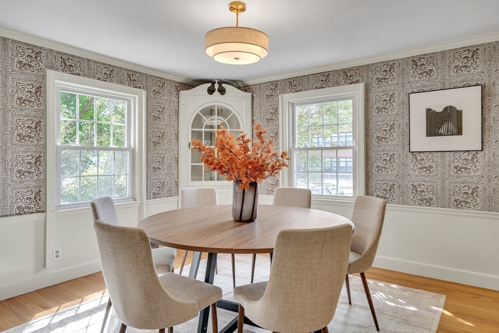 198 Dedham St, Newton