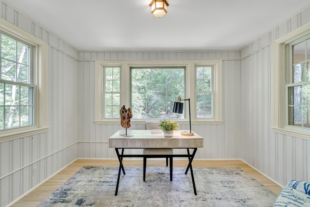 198 Dedham St, Newton