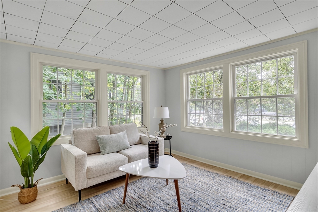 198 Dedham St, Newton