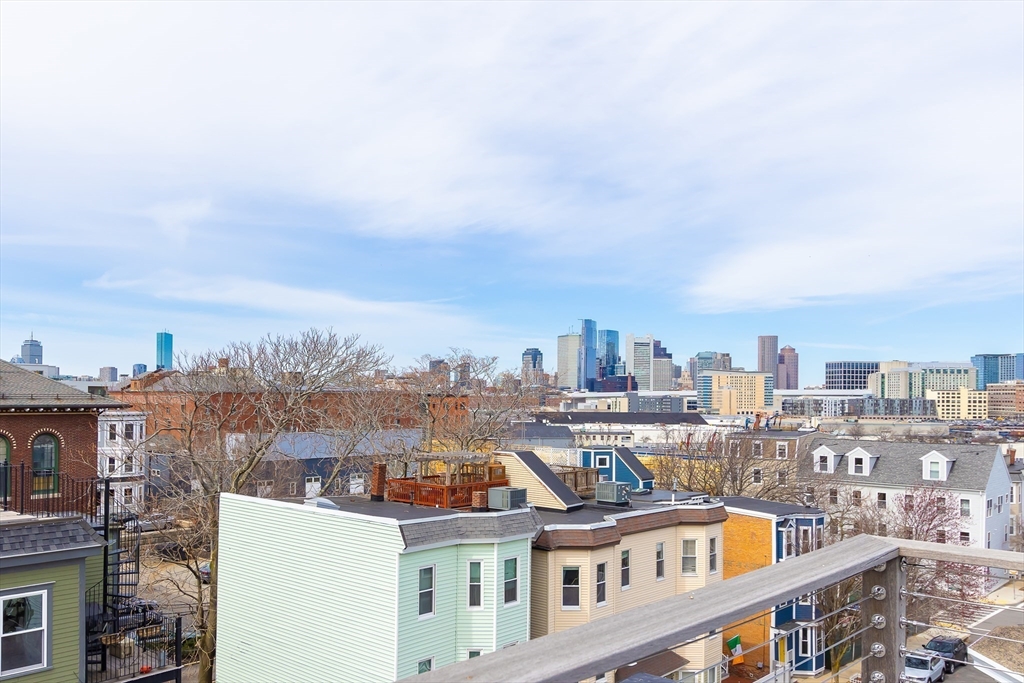 502 E 3rd St # 1