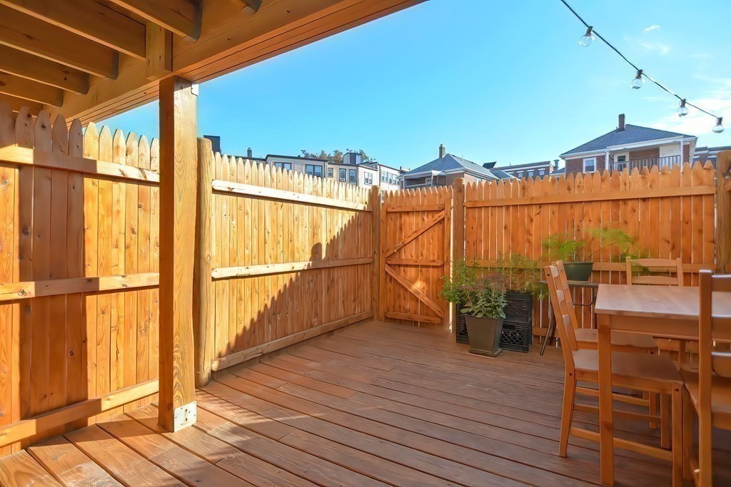 1722 Commonwealth # 1