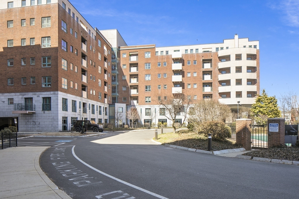 165 Cottage St # 402, Chelsea Unit: 402