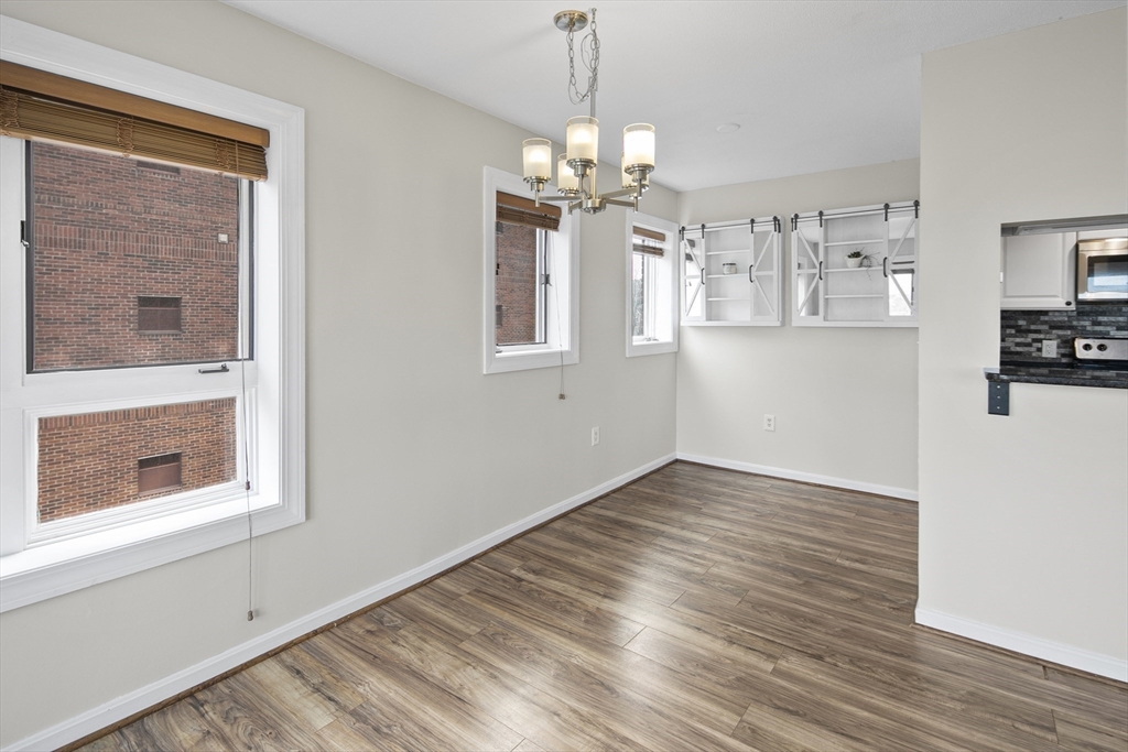 165 Cottage St # 402, Chelsea Unit: 402
