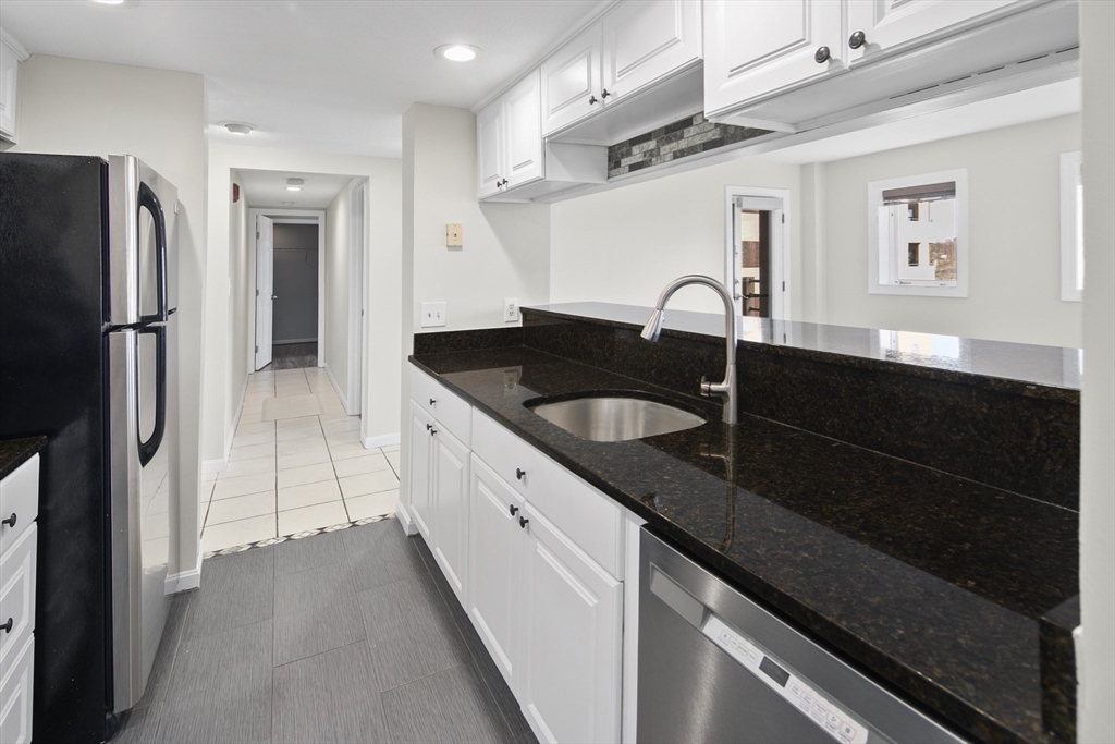 165 Cottage St # 402, Chelsea Unit: 402