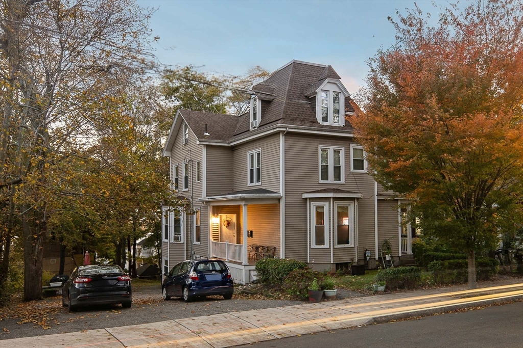 125 Harvard St, Everett