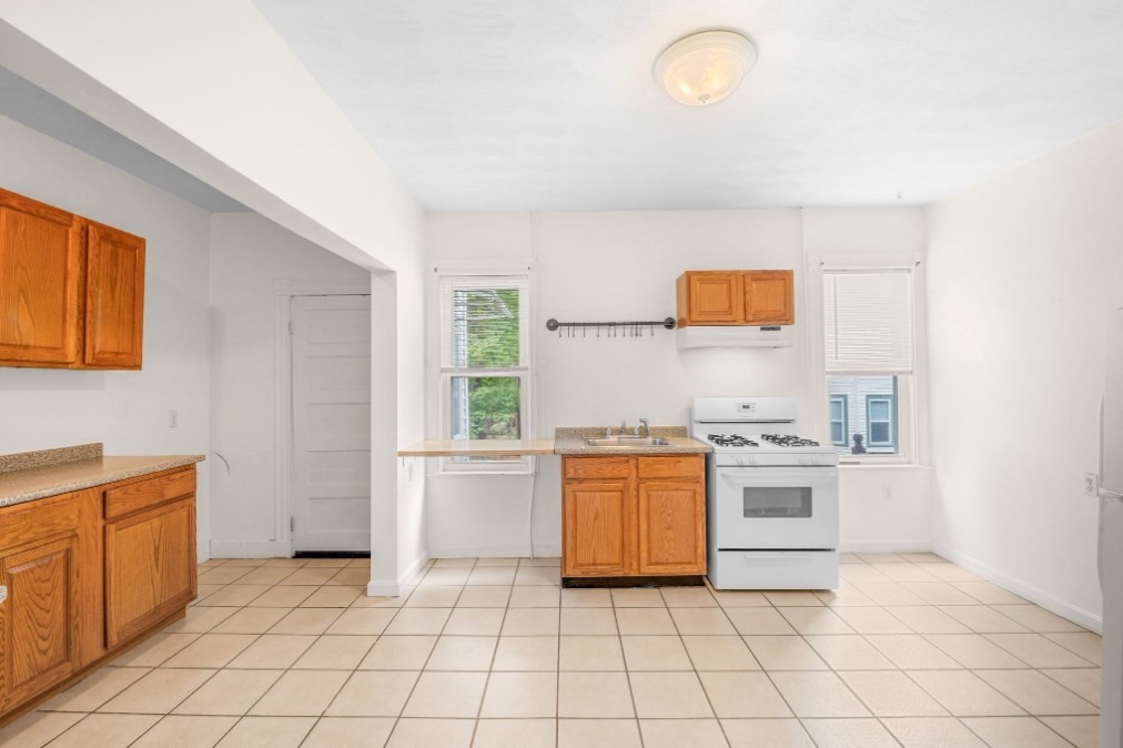 114 Cedar St # 1
