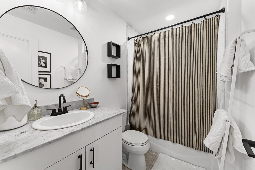 121 Beach # 502