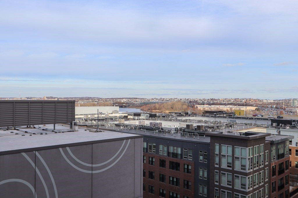 375 Canal St # 812