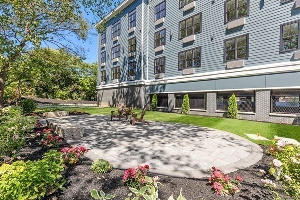 21 Totman Street # 408