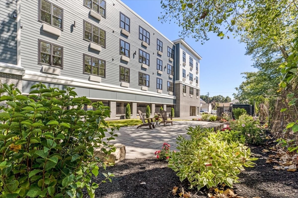 21 Totman Street # 408