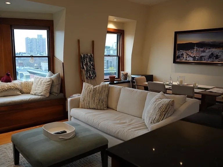 11 Milford St. # 4