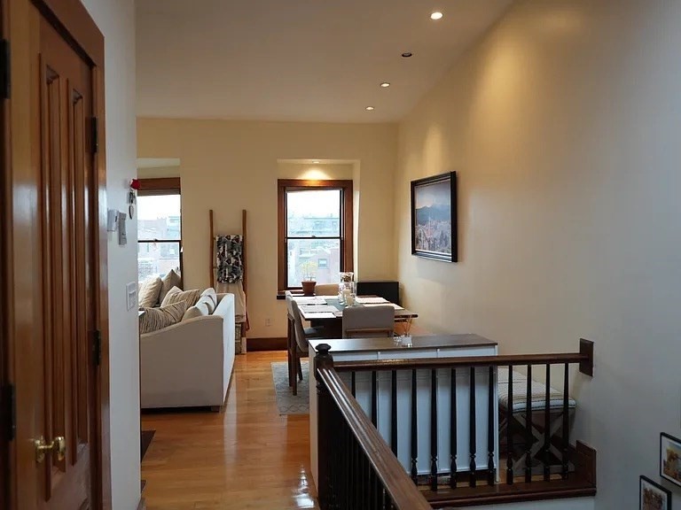 11 Milford St. # 4