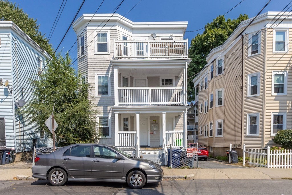 40 Stellman Rd # 3 Unit: 3-3