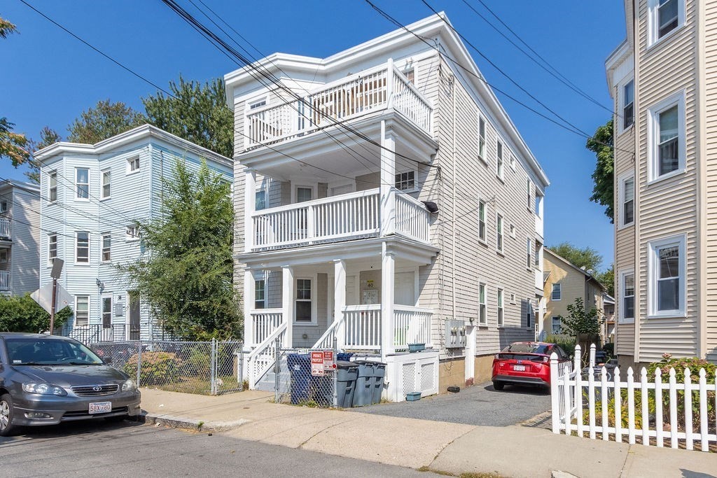 40 Stellman Rd # 3 Unit: 3-3