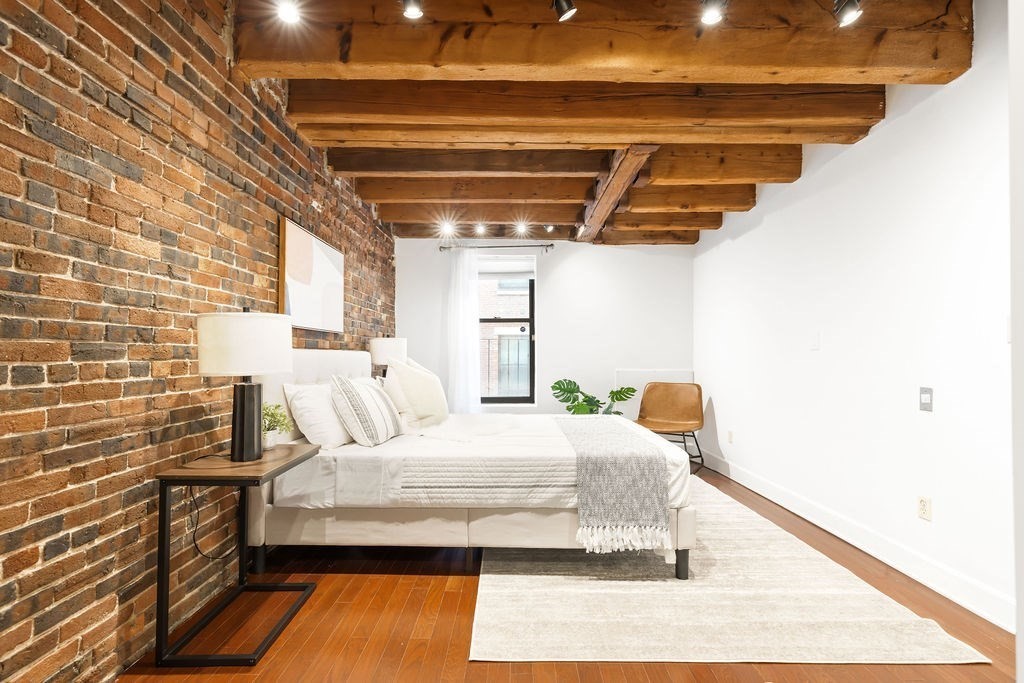 75 Fulton St # 21