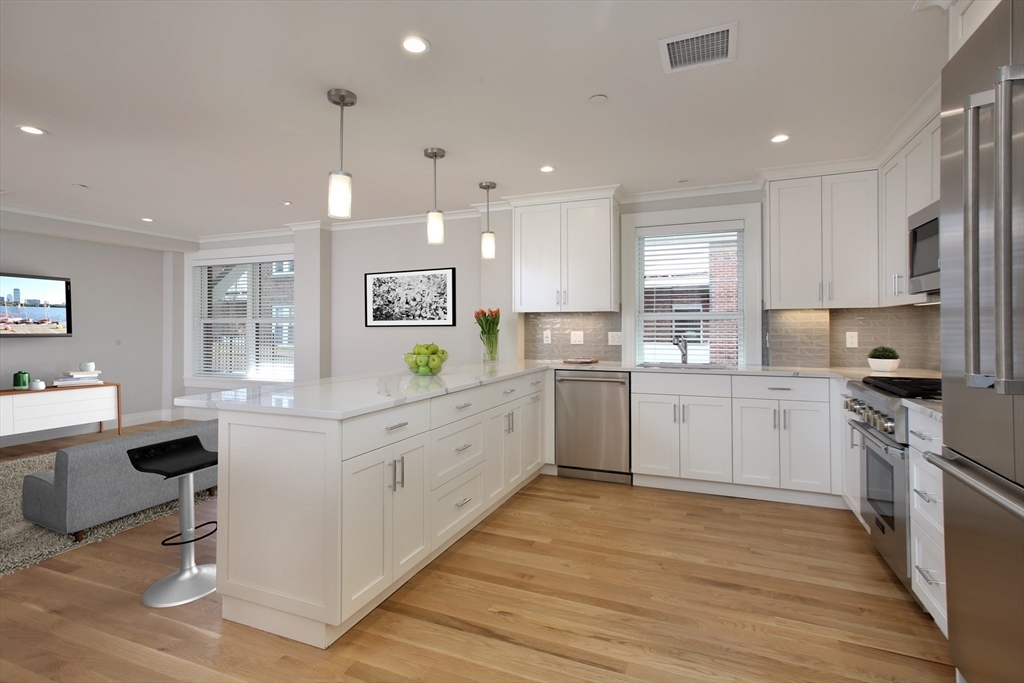 36 Longwood Ave # 2