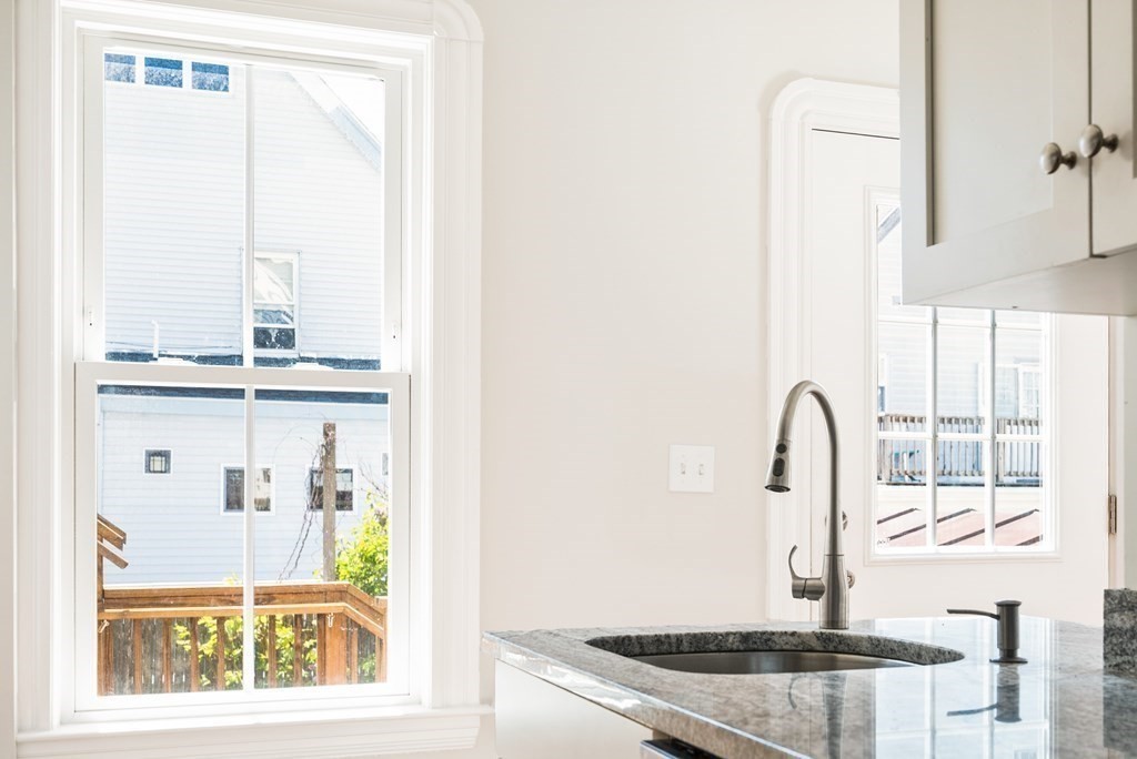 34 Henry St # 1