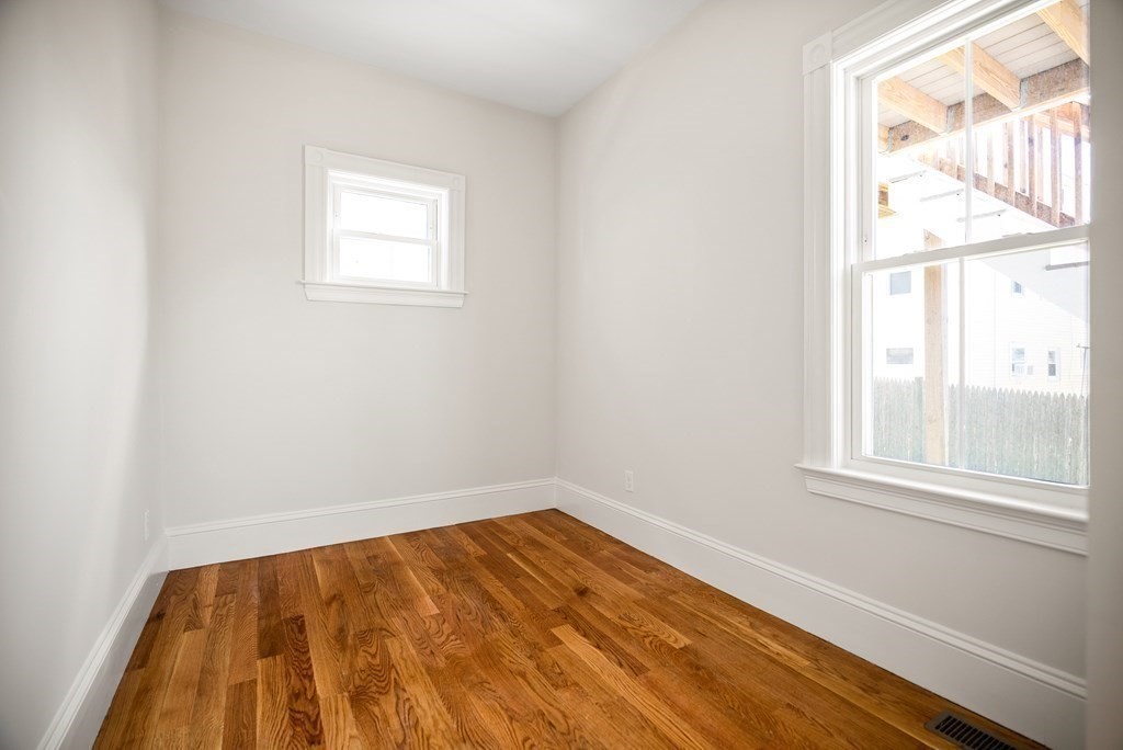 34 Henry St # 1