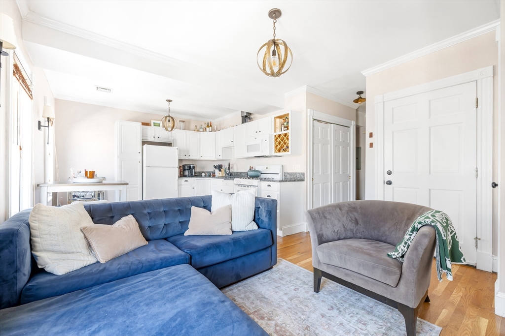 296 W Third # 2