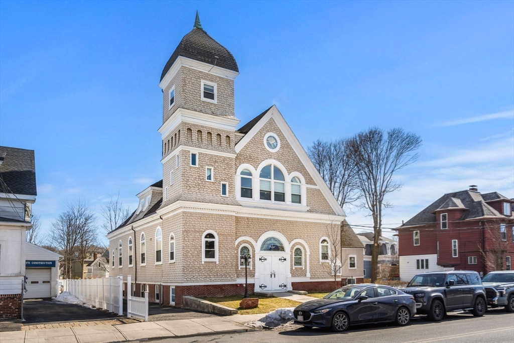 143 Burrill Street # 301