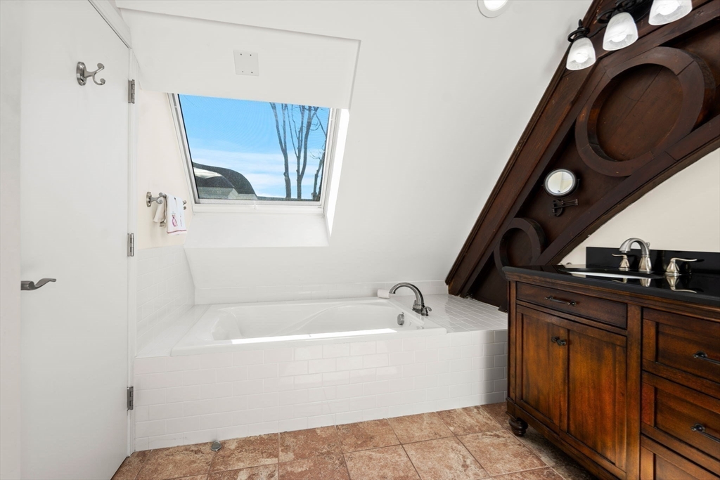 143 Burrill Street # 301