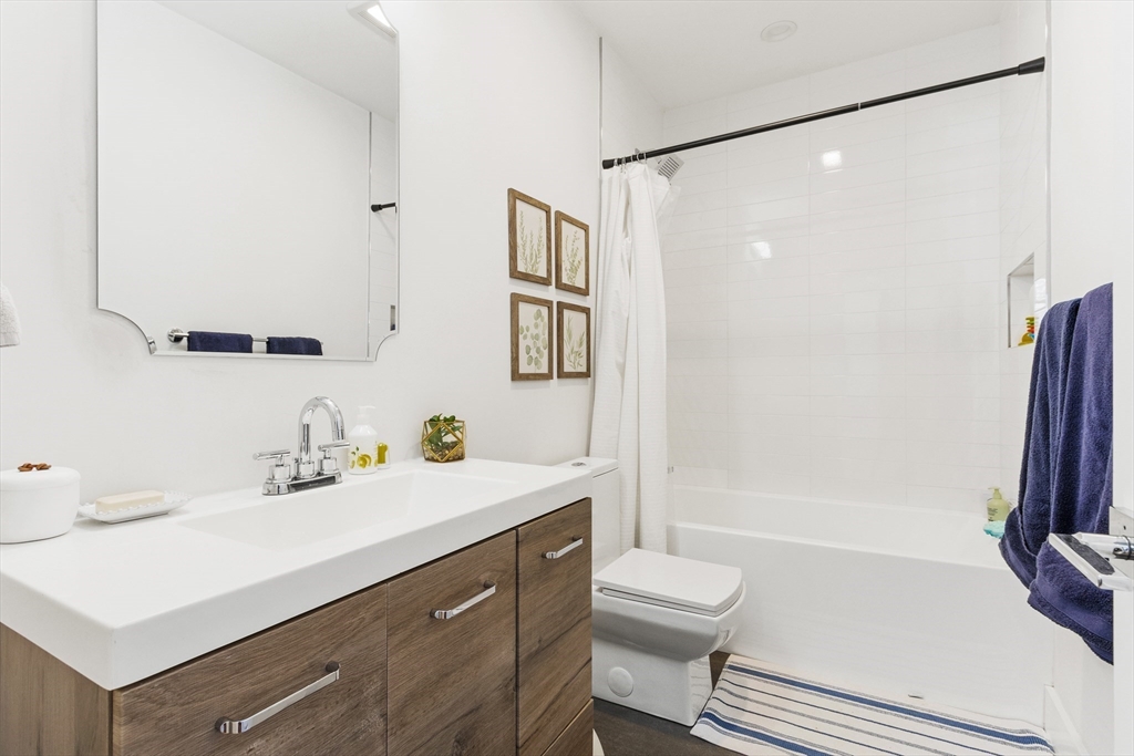112 King Street # 3
