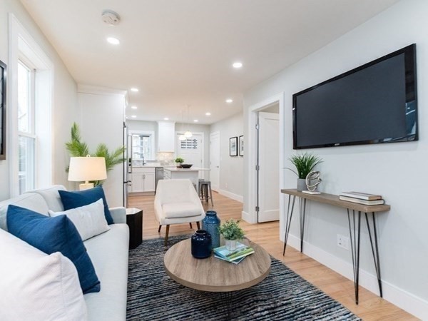 70 Moreland St # 1