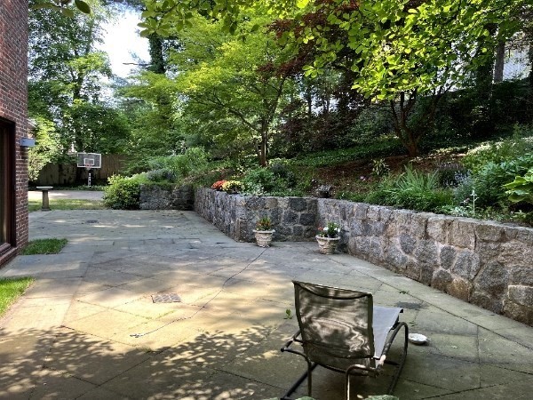34 Lagrange St