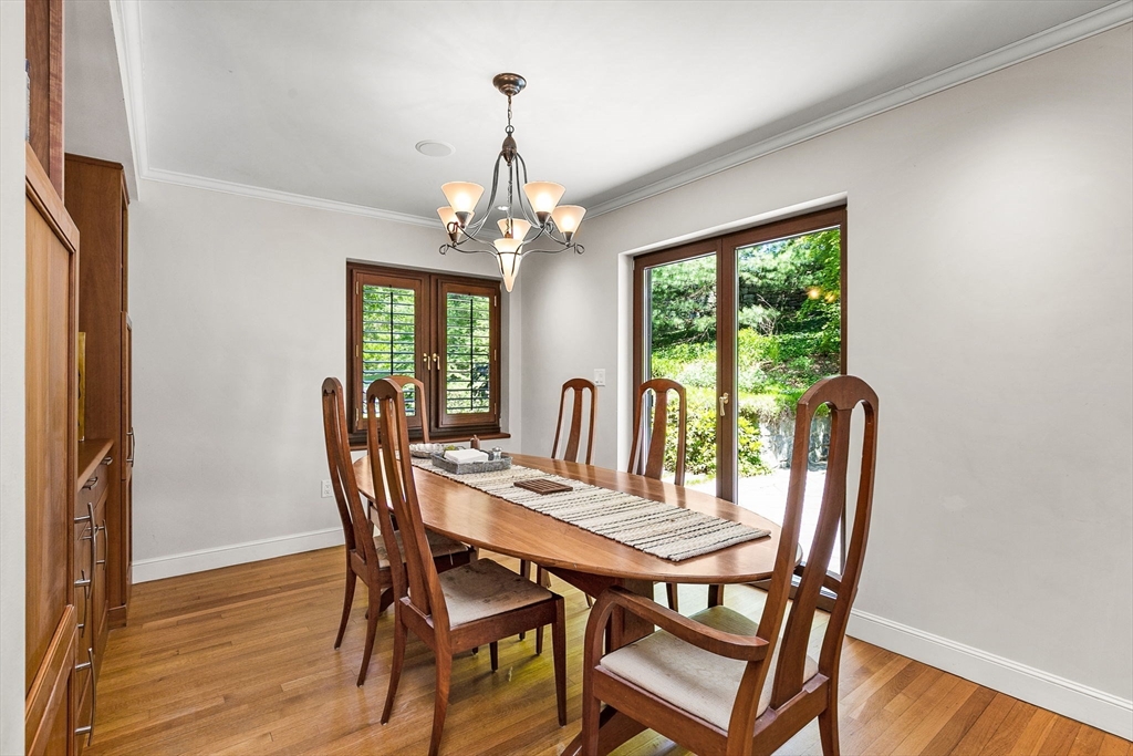 34 Lagrange St