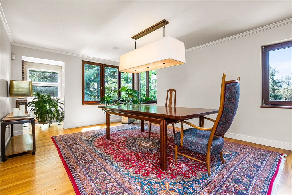 34 Lagrange St