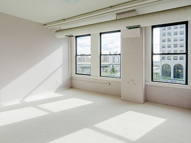 210 South Street # 4 Unit: 4-4